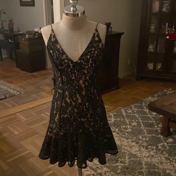 NWOT Keepsake The Label Australian company black lace dress w/ spaghetti straps - Picture 2 of 12